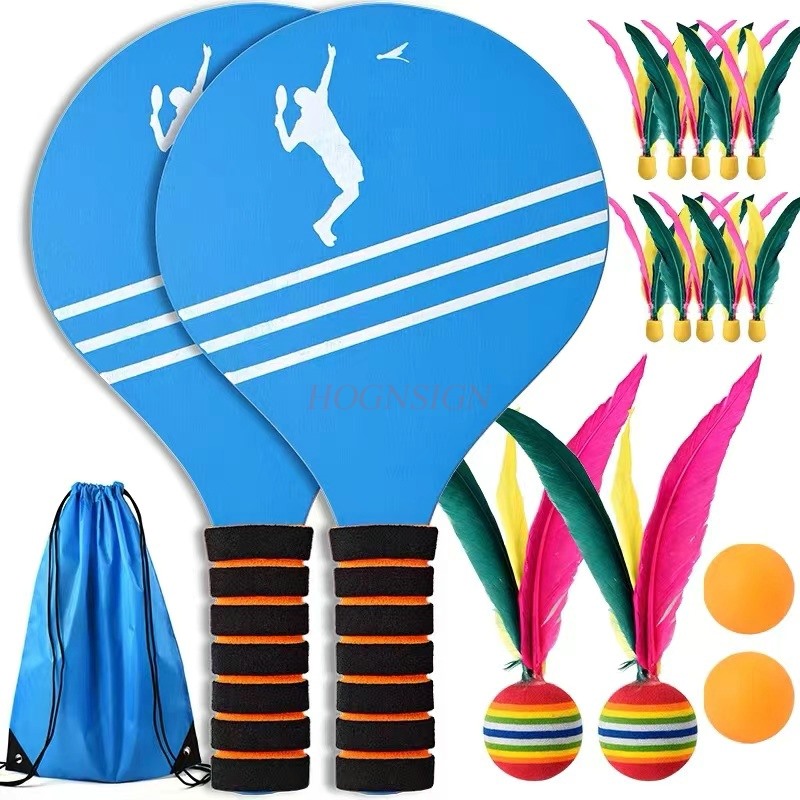 Indoor Sport And Outdoor Sports - Ракетка для бадминтона, мяч из цельного
