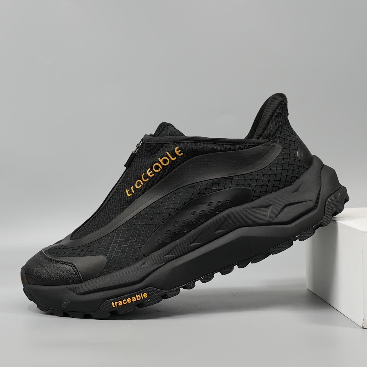 Дизайнерские брендовые походны – обзор и цена Climbing Shoe Beginner
